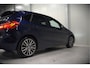 BMW 2-Serie Active Tourer 225xe iPerformance eDrive Edition | Stoelverwarming | Head-Up Display | Cruise Control | Parkeersensoren | Ambiance Verlichting | LED | Navigatie | Keyless | Leer | SOH 87%