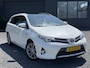 Toyota Auris Touring Sports 1.8 Hybrid Lease Trekhaak,2e Eigenaar,Pano,Navi,Camera,Clima,Cruise,Lm velgen,N.A.P,Dealer Onderhouden,Apk tot 12-2026