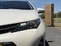 Toyota Auris Touring Sports 1.8 Hybrid Lease Trekhaak,2e Eigenaar,Pano,Navi,Camera,Clima,Cruise,Lm velgen,N.A.P,Dealer Onderhouden,Apk tot 12-2026