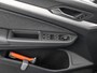 Volkswagen Golf 1.0 eTSI 110pk DSG Life Business · Apple/Android Car Play · ACC · Sfeerverlichting · Parkeersensoren · Navigatie · Verkeersbord Detectie · Garantie t/m 12-01-2028 of 100.000km
