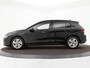 Volkswagen Golf 1.0 eTSI 110pk DSG Life Business · Apple/Android Car Play · ACC · Sfeerverlichting · Parkeersensoren · Navigatie · Verkeersbord Detectie · Garantie t/m 12-01-2028 of 100.000km