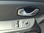 Renault Clio Estate 0.9 TCe Limited 20.000 km`s | Airco \ Navigatie | Pdc | 1 jaar Garantie