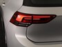 Volkswagen Golf 1.5 TSI Life 130PK | Panoramadak | Navigatie | Wegklapbare trekhaak | Stoelverwarming