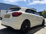 Mercedes-Benz A-klasse 160 URBAN Edition - AUTOMAAT I Navigatie I Sport pakket I 1/2 Leer I Airco I PDC I Dealer onderhouden