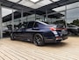 BMW 7-Serie 750i xDrive High Executive | M-SPORT | TANSANITBLAU | INTEGRAL ACTIVE STEERING | STOELMASSAGE | STOELVENTILATIE | SCHUIF-KANTELDAK | TREKHAAK | HEAD-UP | SOFTCLOSE | DRIVING ASSIST.PROF | HARMAN KARDON |