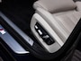 BMW 7-Serie 750i xDrive High Executive | M-SPORT | TANSANITBLAU | INTEGRAL ACTIVE STEERING | STOELMASSAGE | STOELVENTILATIE | SCHUIF-KANTELDAK | TREKHAAK | HEAD-UP | SOFTCLOSE | DRIVING ASSIST.PROF | HARMAN KARDON |