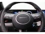 Hyundai Kona Electric N Line Business 64.8 kWh / Navigatie / Cruise Control Adaptief / Airco Automatisch / 18" LMV / Warmtepomp / 3-Fase /