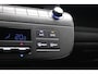 Hyundai Kona Electric N Line Business 64.8 kWh / Navigatie / Cruise Control Adaptief / Airco Automatisch / 18" LMV / Warmtepomp / 3-Fase /