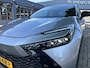 Toyota C-HR / C-HR+ 1.8 Hybrid 140 PK Executive | Meest Complete Uitvoering | Origineel NL- Auto met slechts 18.800 KM | Next Gen. Pack | Panoramadak | Navigatie | JBL Audio | Elektrische Kofferklep | Head Up Display | LED Verlichting | Elektrische Stoel Verstelling met Geheugen | 360 Graden Camera | Stoelverwarming | Adaptieve Cruise Control |