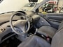 Toyota Yaris 1.0-16V VVT-i YORIN | 14maanden APK bij aflevering | LM Velgen | NAP| Radio met aux |