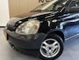 Toyota Yaris 1.0-16V VVT-i YORIN | 14maanden APK bij aflevering | LM Velgen | NAP| Radio met aux |