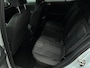 Volkswagen T-Cross 1.5 TSI 150pk DSG R-Line Edition Camera · Afneembare trekhaak · Stoelverwarming · Matrix LED · Apple/Android Car Play · 17"Velgen ·