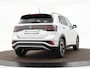 Volkswagen T-Cross 1.5 TSI 150pk DSG R-Line Edition Camera · Afneembare trekhaak · Stoelverwarming · Matrix LED · Apple/Android Car Play · 17"Velgen ·