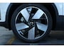 Volvo XC40 Single Motor Extended Range Ultimate 82 kWh | Panoramadak | 20'' Lichtmetalen velgen | 360° Parkeercamera | Parkeersensoren voor + achter | Google infotainment | Stoelverwarming | Electrische bedienbare voorstoelen met geheugen