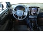 Volvo XC40 Single Motor Extended Range Ultimate 82 kWh | Panoramadak | 20'' Lichtmetalen velgen | 360° Parkeercamera | Parkeersensoren voor + achter | Google infotainment | Stoelverwarming | Electrische bedienbare voorstoelen met geheugen