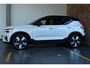 Volvo XC40 Single Motor Extended Range Ultimate 82 kWh | Panoramadak | 20'' Lichtmetalen velgen | 360° Parkeercamera | Parkeersensoren voor + achter | Google infotainment | Stoelverwarming | Electrische bedienbare voorstoelen met geheugen
