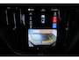Volvo XC60 T8 Plug-in hybrid AWD Ultimate Bright | Luchtvering | 1ste Eigenaar | Adaptive Cruise Control | Long Range | Dealeronderhouden | 360° Parkeercamera | 19'' Lichtmetalen velgen | Parkeerverwarming | Google Infotainment