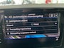 Volkswagen T-Roc 1.5 TSI R-Line Business Panoramadak / Trekhaak / Beats Audio / Carplay / Camera