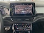 Volkswagen T-Roc 1.5 TSI R-Line Business Panoramadak / Trekhaak / Beats Audio / Carplay / Camera