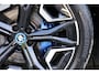 BMW iX XDrive40 M-sport | panoramadak skylounge | elek. trekhaak | softclose | laser led | harmankardon | massage | hud | BTW