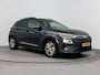 Hyundai Kona Electric EV COMFORT 64 kWh | SoH 98% | PDC | 3 FASEN | WARMTEPOMP | CAMERA | CLIMA | CRUISE ADAPT. | NAVI | PRIVACY GLASS | DAKRAILING | APPLE CAR PLAY & ADROID AUTO |