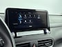 Hyundai Kona Electric EV COMFORT 64 kWh | SoH 98% | PDC | 3 FASEN | WARMTEPOMP | CAMERA | CLIMA | CRUISE ADAPT. | NAVI | PRIVACY GLASS | DAKRAILING | APPLE CAR PLAY & ADROID AUTO |