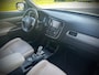 Mitsubishi Outlander 2.0 PHEV instyle+, ALLE OPTIE'S!! LAGE KM STAND!! NIEUWE APK