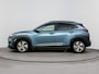 Hyundai Kona Electric EV PREMIUM 64 kWh | 3- FASE | NAVI | CLIMA | ADAPT. CRUISE | CAMERA | HUD | LEDER | STUUR- & STOELVERWARMING | WARMTEPOMP | PRIVACY GLASS | WLTP 481 KM! |