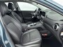 Hyundai Kona Electric EV PREMIUM 64 kWh | 3- FASE | NAVI | CLIMA | ADAPT. CRUISE | CAMERA | HUD | LEDER | STUUR- & STOELVERWARMING | WARMTEPOMP | PRIVACY GLASS | WLTP 481 KM! |