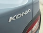 Hyundai Kona Electric EV PREMIUM 64 kWh | 3- FASE | NAVI | CLIMA | ADAPT. CRUISE | CAMERA | HUD | LEDER | STUUR- & STOELVERWARMING | WARMTEPOMP | PRIVACY GLASS | WLTP 481 KM! |