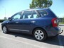 Kia Carens 2.0 CVVT X-ecutive