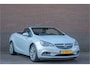Opel Cascada 1.6 Turbo Cosmo, 116.000km NAP, Leder, Camera, Xenon, Stoelverwarming, Navigatie, DAB+, PDC.