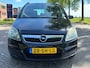 Opel Zafira 2.2 Cosmo 7-PS Airco Elec pakket Audio-CD/Navi Leder/Stof LMV 16" PDC Cruise ESP Trekhaak Dealeronderh. Apk 08/01/2027