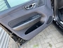 Volvo XC60 2.0 T4 190PK Momentum APPLE Carply/STOELVERWARMING/DEALER AUTO