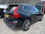 Volvo XC60 2.0 T4 190PK Momentum APPLE Carply/STOELVERWARMING/DEALER AUTO