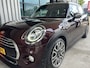 MINI Cooper 5-Deurs 1.5 Pure Burgundy Edition | SCHUIF/KANTELDAK | HEAD-UP DISPLAY | HARMAN/KARDON | LEDER | CARPLAY/ANDROID | LMV 18'' | NAVI | STOELVERWARMING | PDC V+A | KEYLESS | CRUISE CONTROL | CLIMATE CONTROL | LED