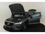 Volvo V60 T8 PLUG-IN HYBRID AWD ULTRA DARK -PANO.DAK|HARMAN/KARDON|GEVENT.LEDER+MASSAGE|360°CAM|HEAD-UP DISP.|PRIVACY.GLAS|TREKHAAK|19"