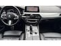 BMW 5-Serie Touring 520i 184PK HIGH EXECUTIVE M-SPORT AUTOMAAT / NAVI / LEDER / LASER-LED / CLIMA / PDC / 19" LMV / KEYLESS / PANO. DAK / WINTERPAKKET /  CRUISECONTROL !!