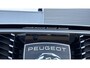 Peugeot E-3008 Allure | Elektrische parkeerrem | Extra getinte achterste zijruiten en achterruit