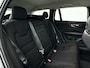 Volvo V60 B3 Essential | Park assist | Cruise control | Climate control