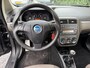 Fiat Punto Grande 1.4 Dynamic | Airco | Cruise Control | Elekt. Ramen | Trekhaak | APK tot 03-02-2027!
