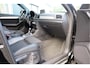 Audi Q3 1.4 TFSI 150pk CoD S-Tronic 2x S-Line, Pano ,Trekhaak ,Xenon, Navi, Stoelverwarming. . .