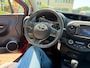 Toyota Yaris 1.5 Hybrid Dynamic Y20 jubileum uitvoering, cruise, elec pakket, clima, stoel verwarming, 1e eigenaar 38.000 km