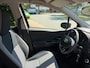 Toyota Yaris 1.5 Hybrid Dynamic Y20 jubileum uitvoering, cruise, elec pakket, clima, stoel verwarming, 1e eigenaar 38.000 km