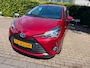 Toyota Yaris 1.5 Hybrid Dynamic Y20 jubileum uitvoering, cruise, elec pakket, clima, stoel verwarming, 1e eigenaar 38.000 km