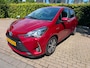 Toyota Yaris 1.5 Hybrid Dynamic Y20 jubileum uitvoering, cruise, elec pakket, clima, stoel verwarming, 1e eigenaar 38.000 km