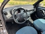 Ford Ka 1.3 Futura Stuurbekr. Airco Electric pakket Audio/CD Getint glas ABS Colorpakket Dealeronderhoud 109707 km's NAP! Nw Apk!