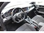 Audi A1 Sportback 35 TFSI 3x S-Line | Edition one | Matrix | Camera | Keyless | Sfeerverlichting | Draadloos opladen | Drive Selec