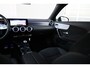 Mercedes-Benz A-klasse 180 AMG Night Edition NAP|Sfeerverl|Widescreen|Cam