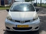 Toyota Aygo 1.0-12V Access 3-Drs Audio-CD/MP3 Colorpakket LMV 14" Getint glas EBD Dealeronderhoud 129781 km's NAP! Apk 11/03/2027